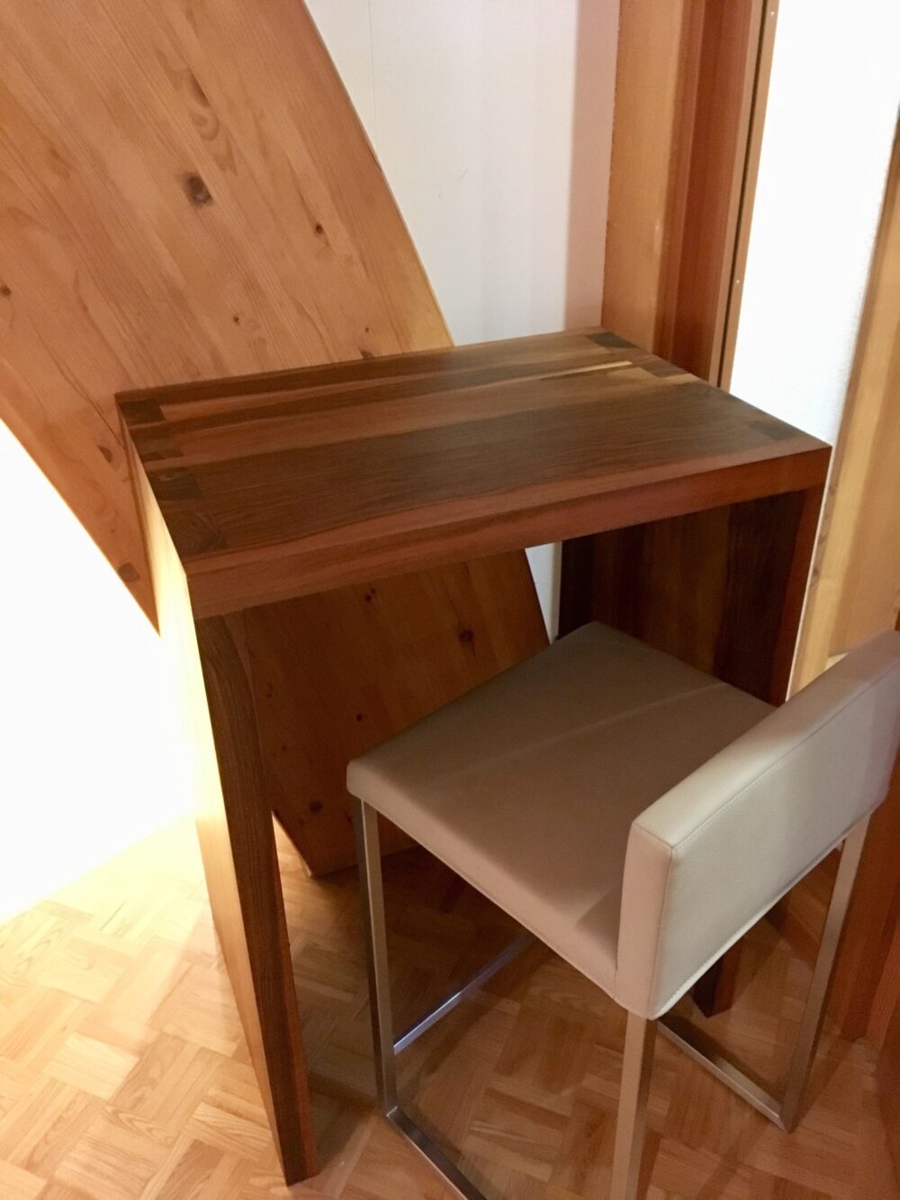 Bartisch Nussbaum - Image 2